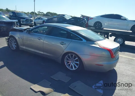 2011 Jaguar Xj z USA, uszkodzony, nr VIN SAJWA1CB9BLV13132